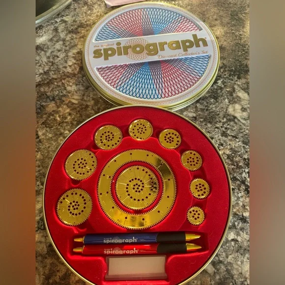 Spirograph Die-Cast Collector's Set - Picture 2 of 6
